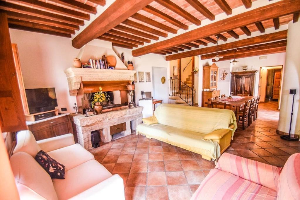Agriturismo Podere Biancospino Piscina Privata キアンチャーノ・テルメ エクステリア 写真