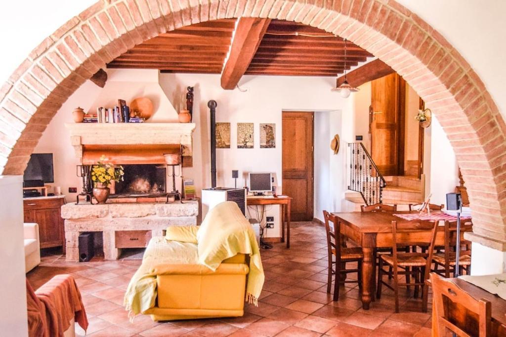 Agriturismo Podere Biancospino Piscina Privata キアンチャーノ・テルメ エクステリア 写真