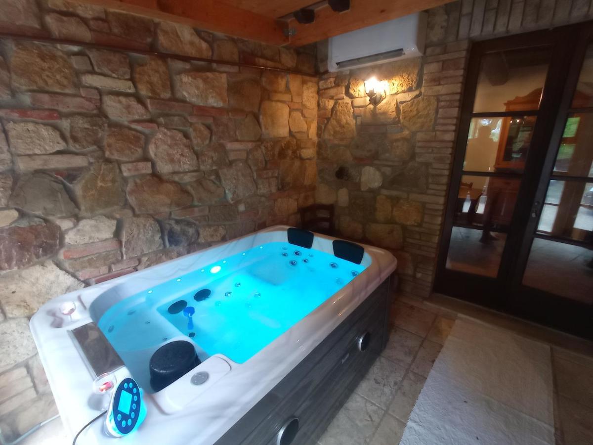 Agriturismo Podere Biancospino Piscina Privata キアンチャーノ・テルメ エクステリア 写真